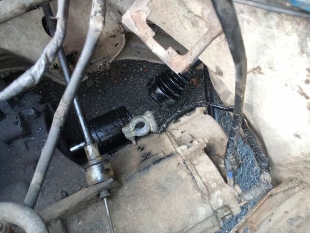 Белый ВАЗ Другая, объемом двигателя 1.1 л и пробегом 171 тыс. км за 475 $, фото 4 на Automoto.ua