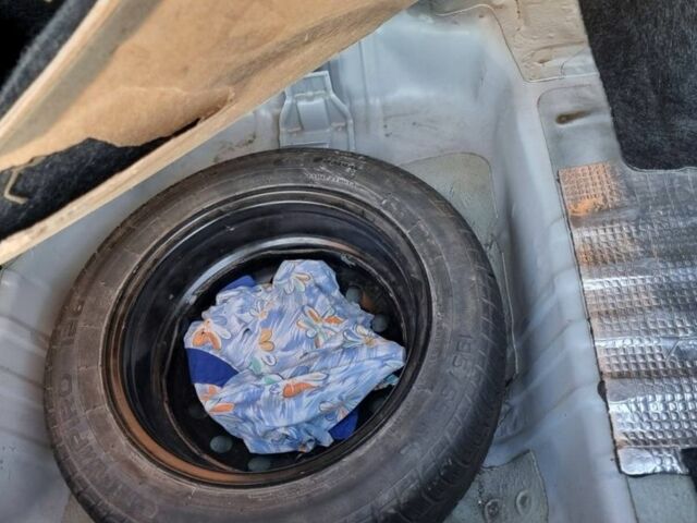 Белый ВАЗ Другая, объемом двигателя 1.5 л и пробегом 60 тыс. км за 3400 $, фото 4 на Automoto.ua