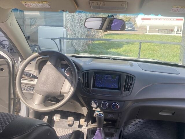 Белый ВАЗ Другая, объемом двигателя 1.5 л и пробегом 60 тыс. км за 3400 $, фото 6 на Automoto.ua