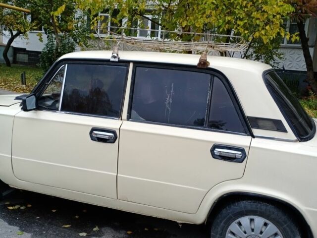 Белый ВАЗ Другая, объемом двигателя 0 л и пробегом 180 тыс. км за 1000 $, фото 1 на Automoto.ua