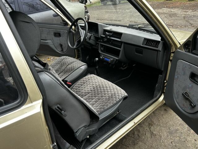 Бежевий ВАЗ Інша, об'ємом двигуна 1.2 л та пробігом 3 тис. км за 1200 $, фото 13 на Automoto.ua