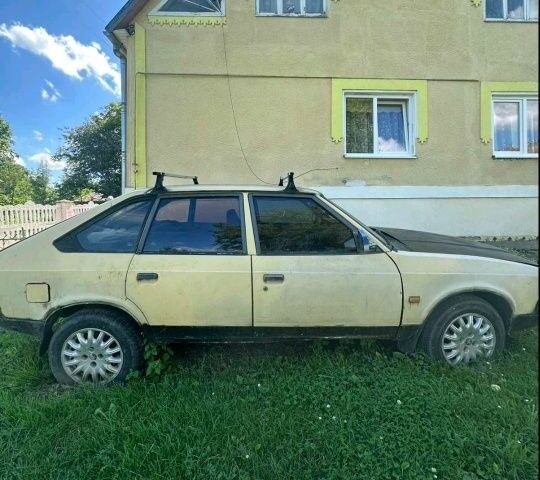 Бежевий ВАЗ Інша, об'ємом двигуна 2.45 л та пробігом 250 тис. км за 800 $, фото 3 на Automoto.ua