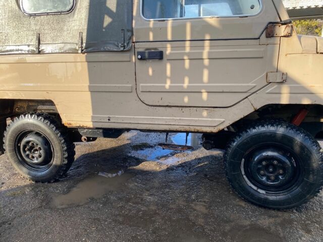 Бежевый ВАЗ Другая, объемом двигателя 2.45 л и пробегом 30 тыс. км за 1300 $, фото 1 на Automoto.ua