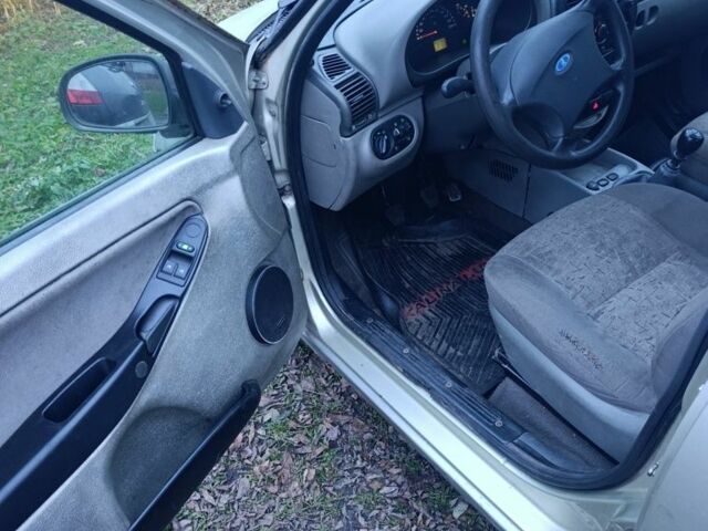 Бежевий ВАЗ Інша, об'ємом двигуна 1.6 л та пробігом 463 тис. км за 1100 $, фото 12 на Automoto.ua