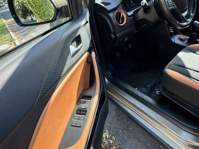 Бежевый ВАЗ Другая, объемом двигателя 1.5 л и пробегом 25 тыс. км за 8500 $, фото 19 на Automoto.ua