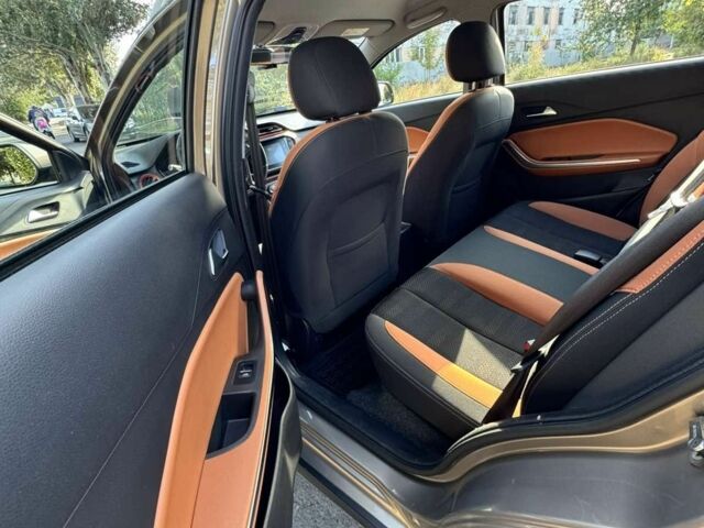 Бежевый ВАЗ Другая, объемом двигателя 1.5 л и пробегом 25 тыс. км за 8500 $, фото 17 на Automoto.ua