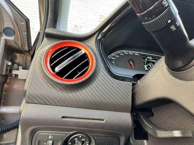 Бежевый ВАЗ Другая, объемом двигателя 1.5 л и пробегом 25 тыс. км за 8500 $, фото 22 на Automoto.ua