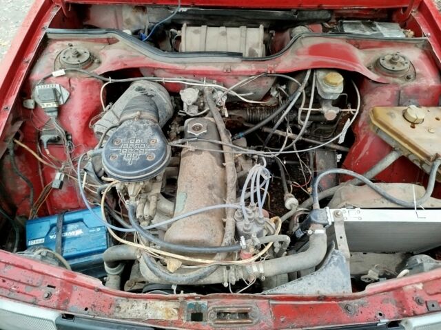 Красный ВАЗ Другая, объемом двигателя 1.5 л и пробегом 400 тыс. км за 357 $, фото 6 на Automoto.ua