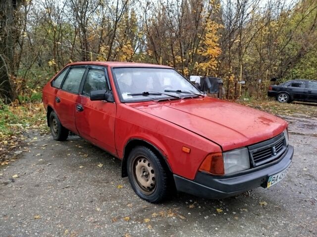 Красный ВАЗ Другая, объемом двигателя 1.5 л и пробегом 400 тыс. км за 357 $, фото 2 на Automoto.ua