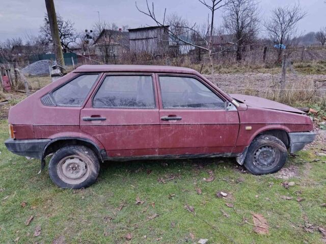 Красный ВАЗ Другая, объемом двигателя 0 л и пробегом 200 тыс. км за 357 $, фото 2 на Automoto.ua