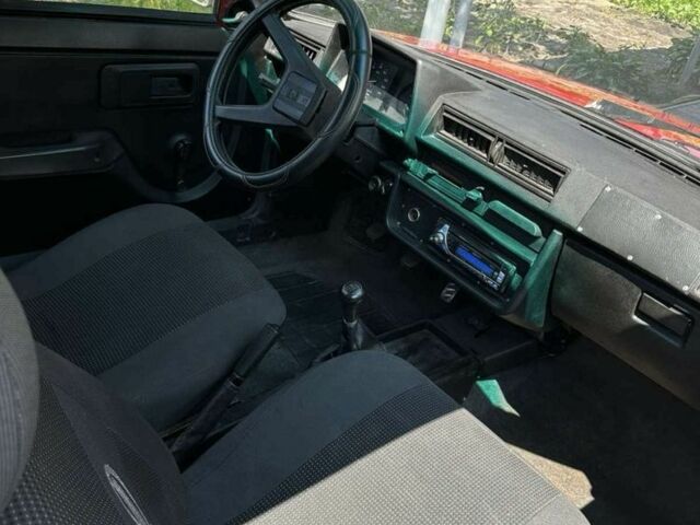 Красный ВАЗ Другая, объемом двигателя 1.1 л и пробегом 145 тыс. км за 750 $, фото 8 на Automoto.ua