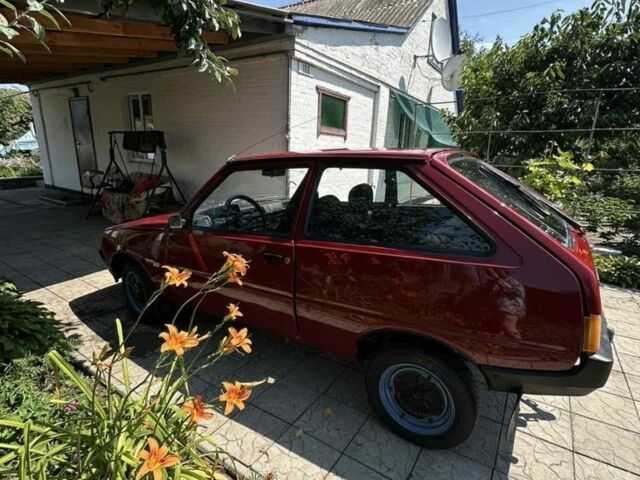 Красный ВАЗ Другая, объемом двигателя 1.1 л и пробегом 145 тыс. км за 750 $, фото 3 на Automoto.ua