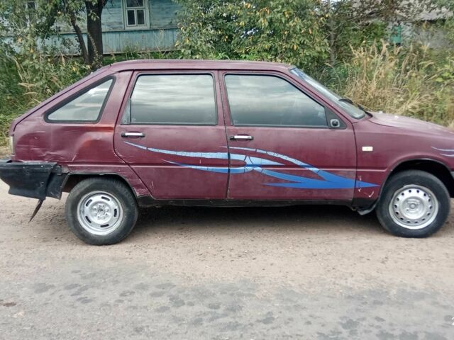 Красный ВАЗ Другая, объемом двигателя 1.6 л и пробегом 330 тыс. км за 236 $, фото 6 на Automoto.ua
