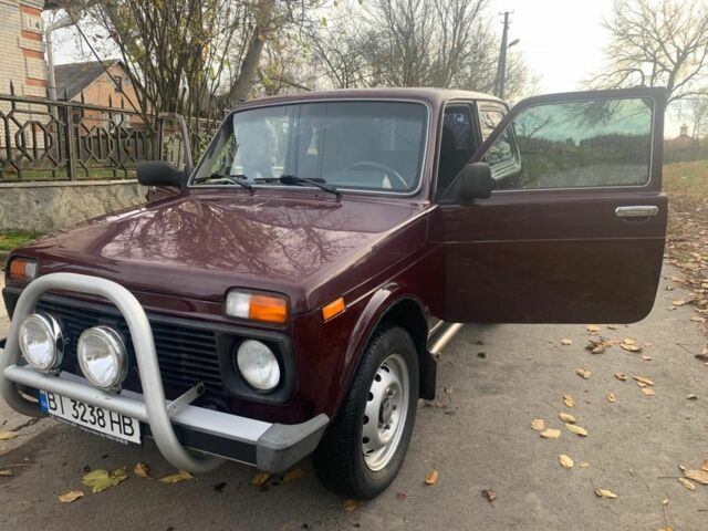 Красный ВАЗ Другая, объемом двигателя 1.7 л и пробегом 142 тыс. км за 5239 $, фото 20 на Automoto.ua