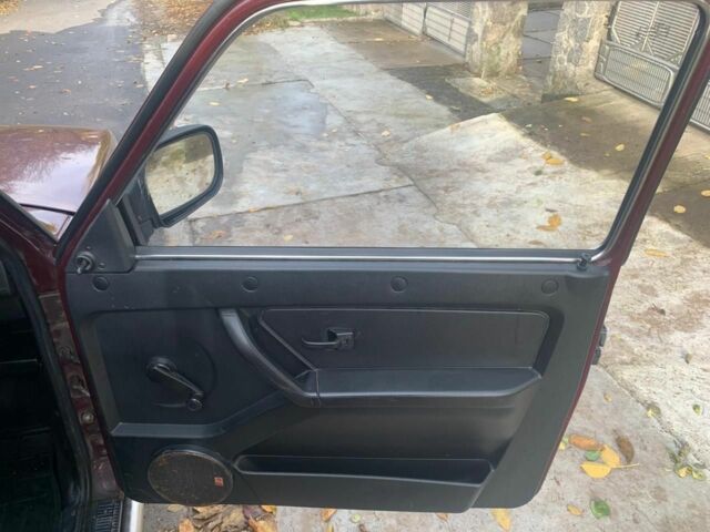 Красный ВАЗ Другая, объемом двигателя 1.7 л и пробегом 142 тыс. км за 5239 $, фото 23 на Automoto.ua