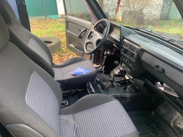 Красный ВАЗ Другая, объемом двигателя 1.7 л и пробегом 142 тыс. км за 5239 $, фото 19 на Automoto.ua