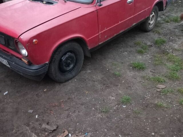 Червоний ВАЗ Інша, об'ємом двигуна 1.3 л та пробігом 111 тис. км за 392 $, фото 1 на Automoto.ua