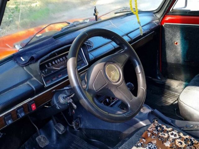 Красный ВАЗ Другая, объемом двигателя 1.3 л и пробегом 120 тыс. км за 549 $, фото 3 на Automoto.ua