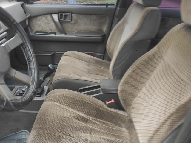 Красный ВАЗ Другая, объемом двигателя 2 л и пробегом 80 тыс. км за 570 $, фото 6 на Automoto.ua