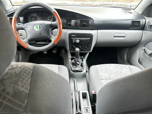 Червоний ВАЗ Інша, об'ємом двигуна 1.6 л та пробігом 209 тис. км за 3800 $, фото 4 на Automoto.ua