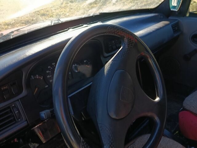 Красный ВАЗ Другая, объемом двигателя 1.4 л и пробегом 10 тыс. км за 650 $, фото 3 на Automoto.ua