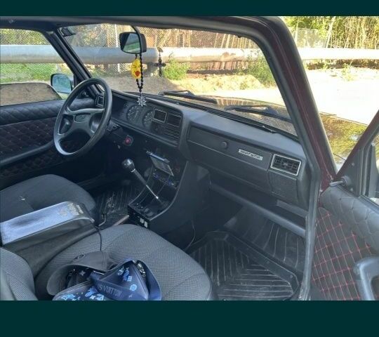 Красный ВАЗ Другая, объемом двигателя 1.5 л и пробегом 44 тыс. км за 2000 $, фото 5 на Automoto.ua