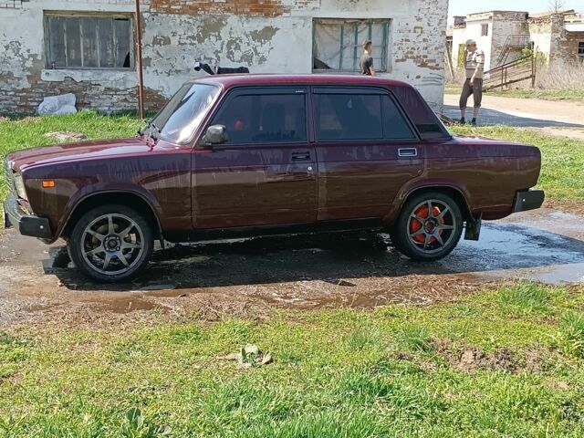 Красный ВАЗ Другая, объемом двигателя 1.5 л и пробегом 44 тыс. км за 2000 $, фото 14 на Automoto.ua