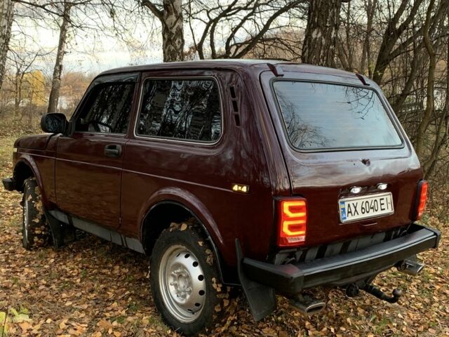 Красный ВАЗ Другая, объемом двигателя 1.6 л и пробегом 250 тыс. км за 2300 $, фото 1 на Automoto.ua