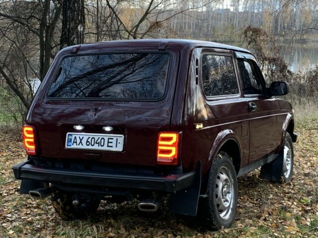 Красный ВАЗ Другая, объемом двигателя 1.6 л и пробегом 250 тыс. км за 2300 $, фото 10 на Automoto.ua