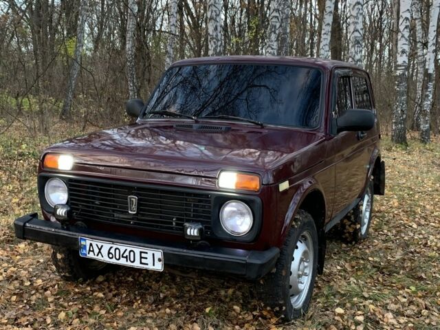 Красный ВАЗ Другая, объемом двигателя 1.6 л и пробегом 250 тыс. км за 2300 $, фото 4 на Automoto.ua