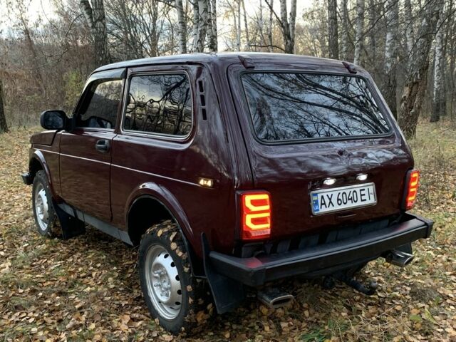 Красный ВАЗ Другая, объемом двигателя 1.6 л и пробегом 250 тыс. км за 2300 $, фото 13 на Automoto.ua