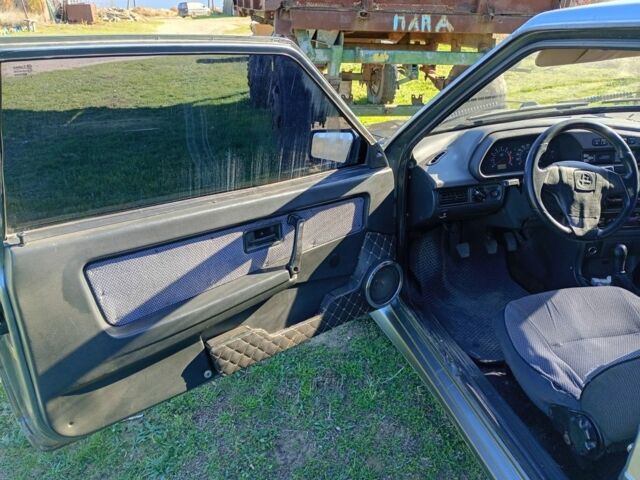 Серый ВАЗ Другая, объемом двигателя 1.6 л и пробегом 260 тыс. км за 1999 $, фото 5 на Automoto.ua