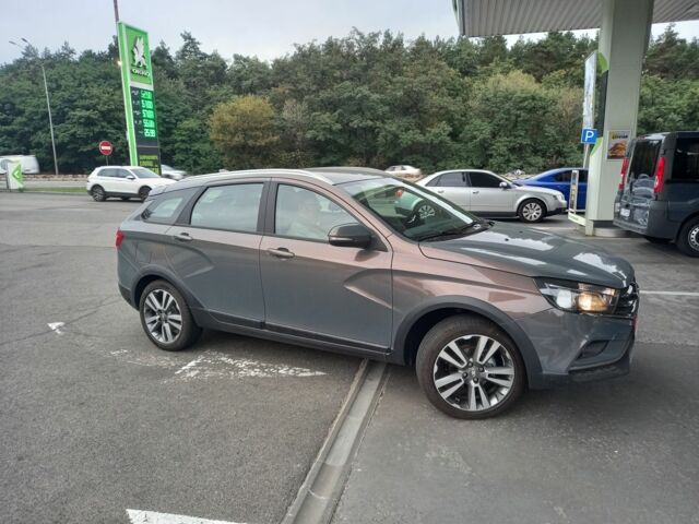 Серый ВАЗ Другая, объемом двигателя 1.8 л и пробегом 78 тыс. км за 11033 $, фото 2 на Automoto.ua