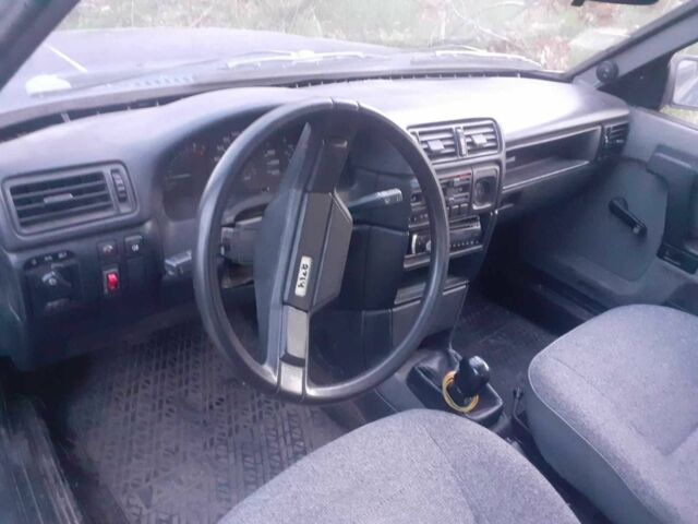 Синий ВАЗ Другая, объемом двигателя 1.5 л и пробегом 300 тыс. км за 650 $, фото 4 на Automoto.ua