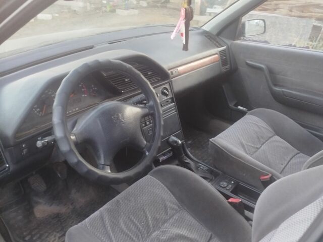 Зеленый ВАЗ Другая, объемом двигателя 2 л и пробегом 200 тыс. км за 800 $, фото 5 на Automoto.ua