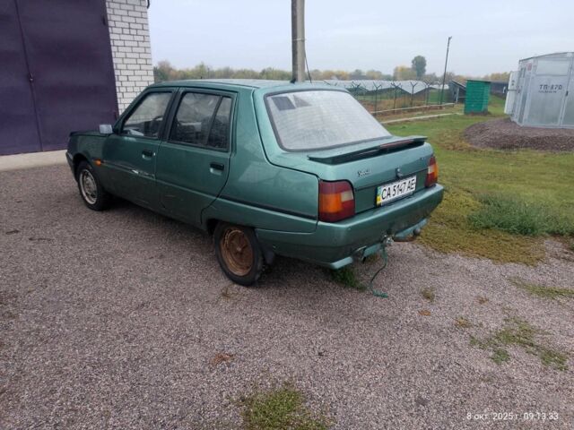 Зеленый ВАЗ Другая, объемом двигателя 1.2 л и пробегом 236 тыс. км за 716 $, фото 4 на Automoto.ua