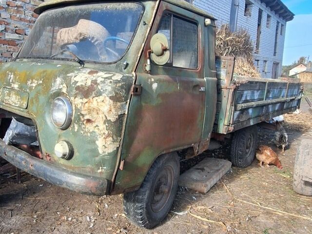 Зеленый ВАЗ Другая, объемом двигателя 2 л и пробегом 150 тыс. км за 550 $, фото 3 на Automoto.ua