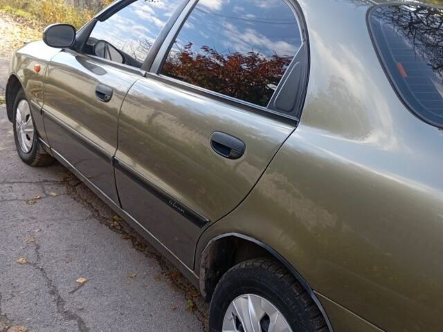 Зелений ВАЗ Інша, об'ємом двигуна 1.3 л та пробігом 273 тис. км за 1671 $, фото 4 на Automoto.ua