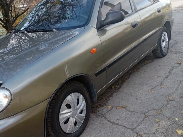 Зелений ВАЗ Інша, об'ємом двигуна 1.3 л та пробігом 273 тис. км за 1671 $, фото 1 на Automoto.ua