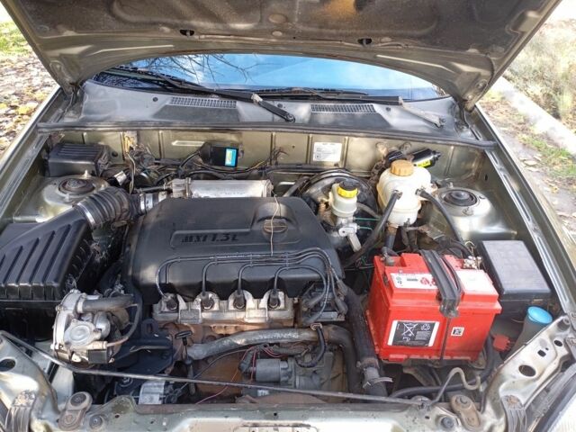 Зелений ВАЗ Інша, об'ємом двигуна 1.3 л та пробігом 273 тис. км за 1671 $, фото 10 на Automoto.ua