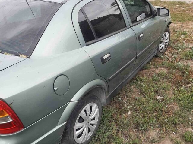 Зеленый ВАЗ Другая, объемом двигателя 1.6 л и пробегом 200 тыс. км за 500 $, фото 4 на Automoto.ua