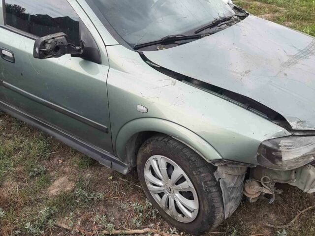 Зеленый ВАЗ Другая, объемом двигателя 1.6 л и пробегом 200 тыс. км за 500 $, фото 2 на Automoto.ua