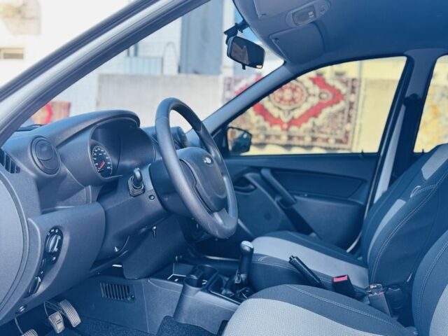 Белый ВАЗ Гранта, объемом двигателя 1.6 л и пробегом 70 тыс. км за 4199 $, фото 16 на Automoto.ua