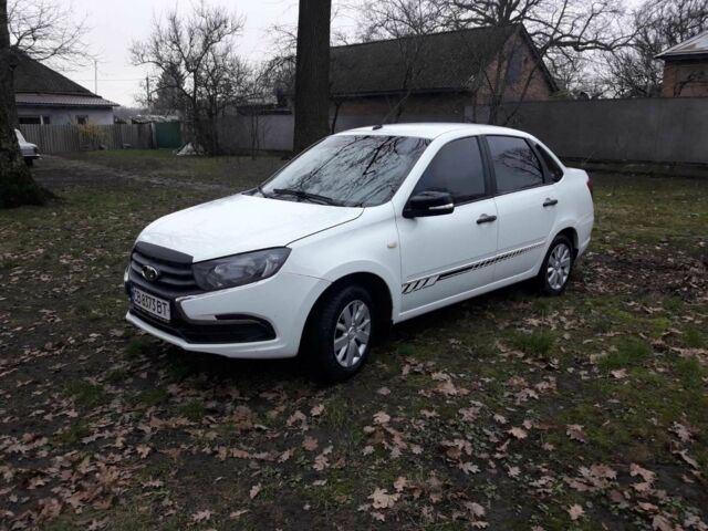 Белый ВАЗ Гранта, объемом двигателя 1.6 л и пробегом 202 тыс. км за 3650 $, фото 19 на Automoto.ua