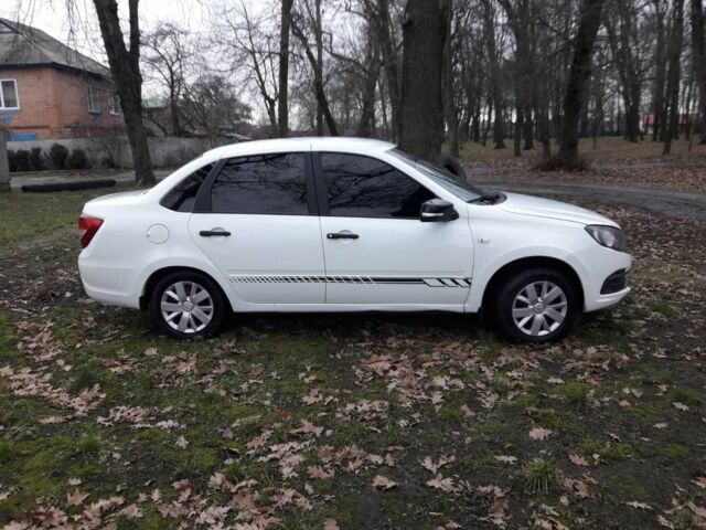 Белый ВАЗ Гранта, объемом двигателя 1.6 л и пробегом 202 тыс. км за 3650 $, фото 10 на Automoto.ua