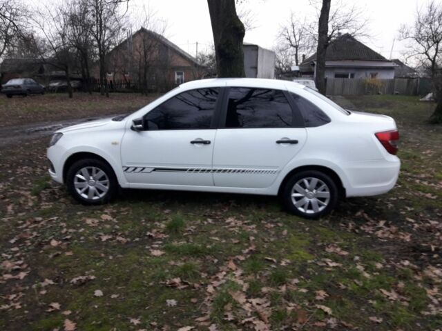 Белый ВАЗ Гранта, объемом двигателя 1.6 л и пробегом 202 тыс. км за 3650 $, фото 16 на Automoto.ua