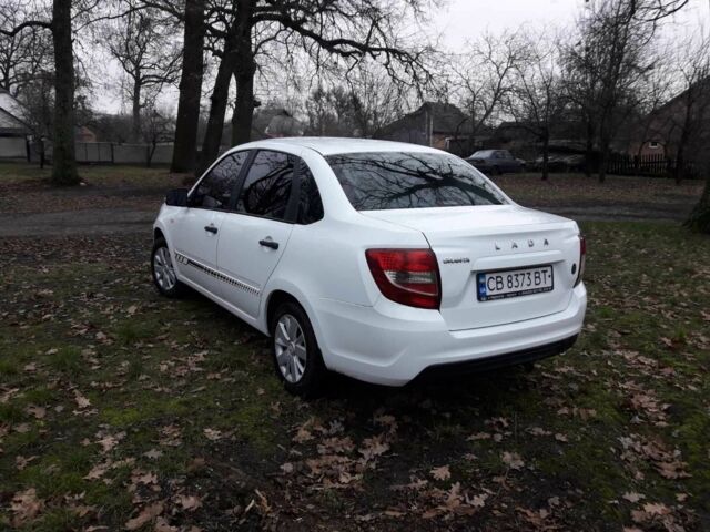 Белый ВАЗ Гранта, объемом двигателя 1.6 л и пробегом 202 тыс. км за 3650 $, фото 15 на Automoto.ua