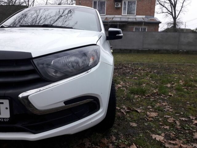 Белый ВАЗ Гранта, объемом двигателя 1.6 л и пробегом 202 тыс. км за 3650 $, фото 20 на Automoto.ua