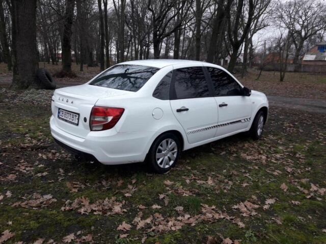 Белый ВАЗ Гранта, объемом двигателя 1.6 л и пробегом 202 тыс. км за 3650 $, фото 13 на Automoto.ua
