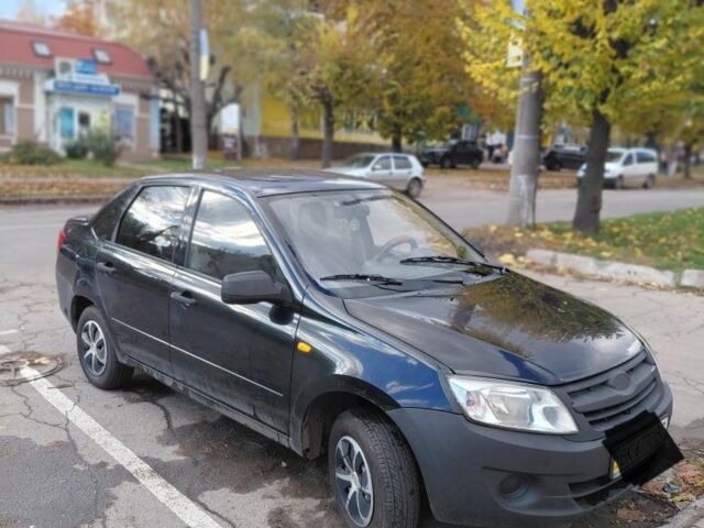 ВАЗ Гранта 2012 у Умани на Automoto.ua Чорний ВАЗ Гранта, об'ємом двигуна 1.5 л та пробігом 174 тис. км за 1800 $, фото 5 на Automoto.ua